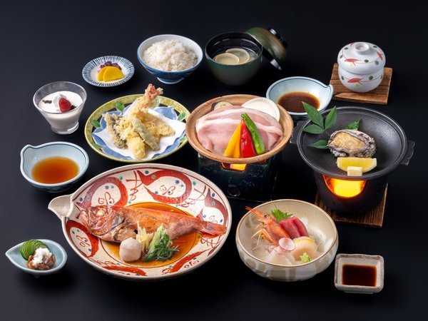 【龍宮御膳】蝦夷アワビの踊り焼きと金目鯛姿煮、季節の釜めしが付いた贅沢なお食事です!※写真はイメージ