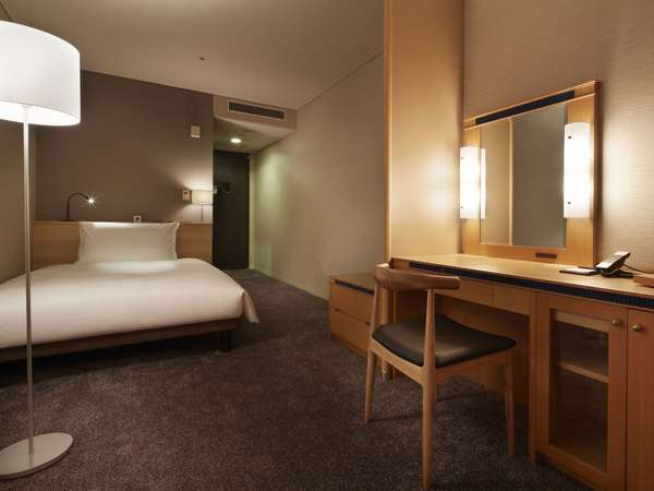 ＨＩＬＬＴＯＰ　ＲＥＳＯＲＴ　ＦＵＫＵＯＫＡのプラン「【四季の彩りを味わう】鮨会席『禄（ろく）』ディナー付き宿泊プラン＜2食付＞」