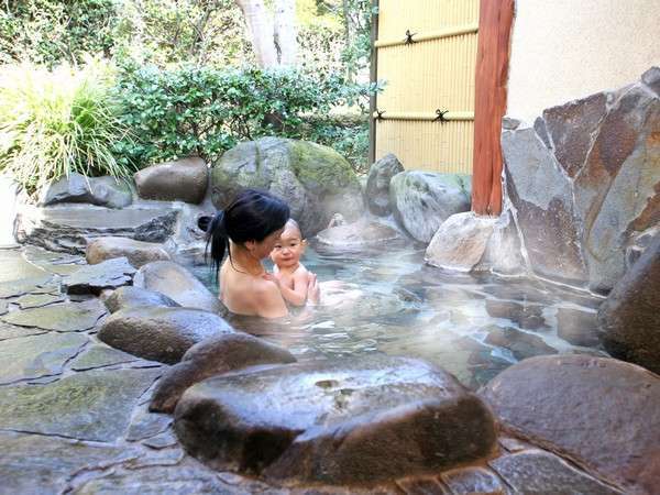 露天風呂付き離れの宿　南阿蘇俵山温泉旅館　竹楽亭のプラン「【ファミリープラン】添い寝無料で子育てパパ・ママ応援♪　離れの露天風呂付客室で温泉デビュー！」
