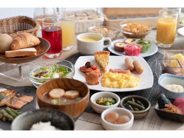 【朝食】和洋食イメージ　2階 レストラン(7時~10時　最終入店 9時半)