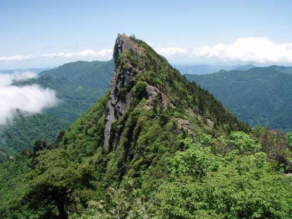 西日本最高峰石鎚山