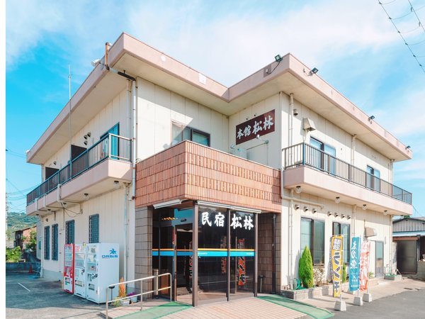 いらっしゃいませ。当館では『新鮮鮮魚』をはじめ、和歌山の美味をご用意しております。