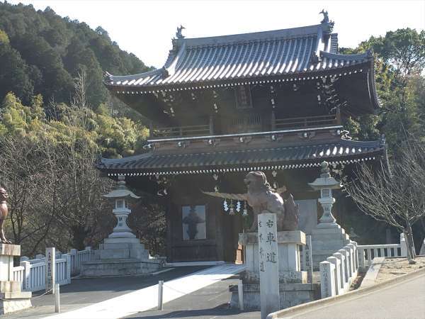 石鎚神社門