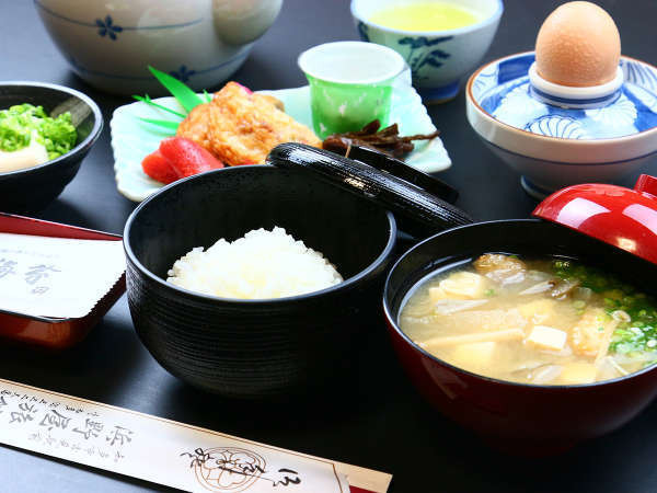 - 朝食一例 -　1日の活力は朝食から！日替わりのメニューとしてご提供いたします♪