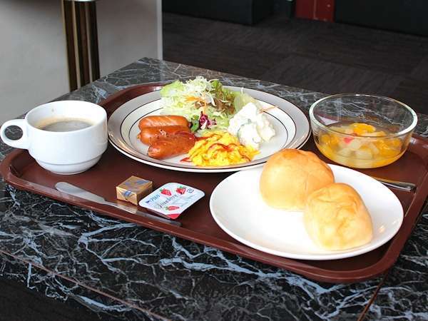 朝食バイキング（洋食盛り付け例）