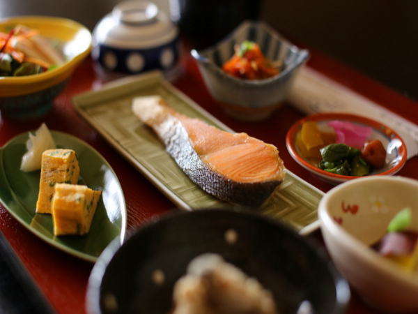 女将手作りの朝食