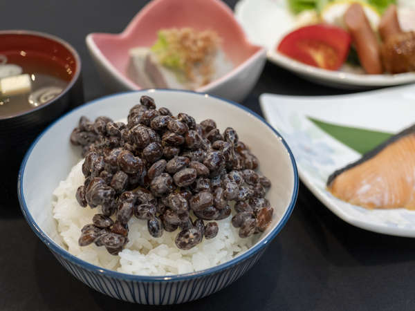 【朝食】黒千石の納豆はおいしさのあまり購入して帰るお客様もいらっしゃいます
