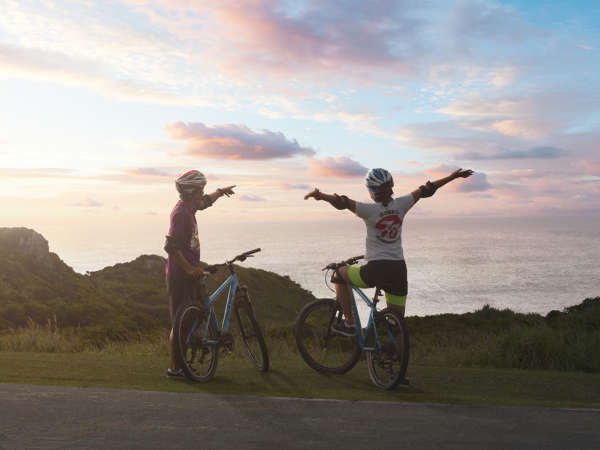 *マウンテンバイク/夕日を眺めながら、仲間と楽しくサイクリング！