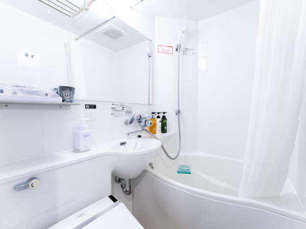 【たまご型浴槽】通常の浴槽より約20%の節水かつゆったり入浴できるアパホテルオリジナルユニットバス。
