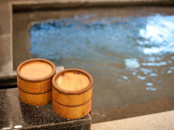 日本一のラドン含有量を誇る、天然温泉「因幡の湯」は美肌効果もあり大好評です