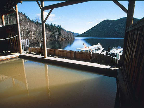 然別湖畔温泉ホテル風水のプラン「【一人旅】絶景レイクビューの展望露天風呂と然別湖の旬の幸＜和室10畳　4～8階＞」
