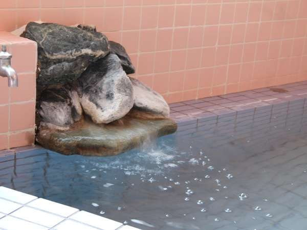 当宿の温泉は天然温泉である『姫川温泉』です。日常の疲れをどうぞお癒し下さい♪