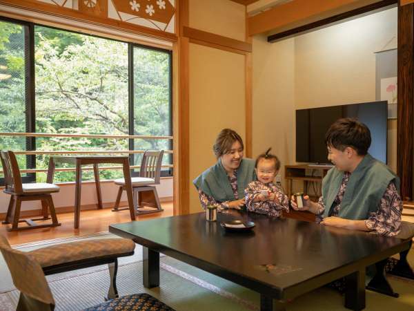 【和室（一例）】　新館のお部屋は、川のせせらぎを愉しみながら、ごゆっくりお過ごし頂けます。