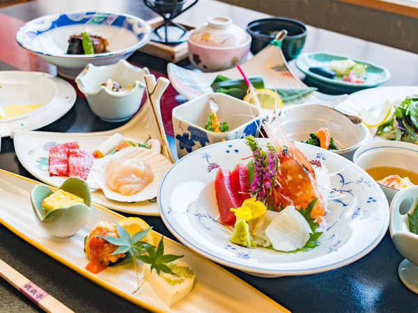 【夕食】料理長快心の会席膳