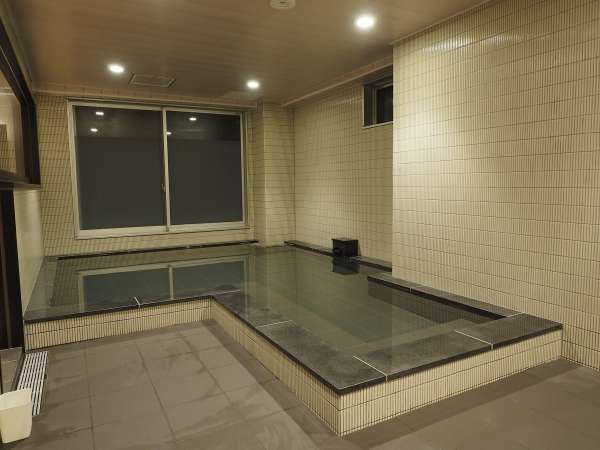 女性大浴場『春隣』（はるとなり） ※当館では六日町温泉のお湯を使用いたしております。