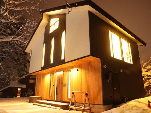 ・白馬の自然の中に建つ一棟貸しの貸別荘「HAKUBA HOKUJO」