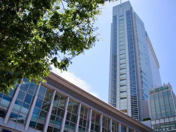 当ホテルは渋谷駅から直結、「渋谷マークシティ」5階にフロントがございます。
