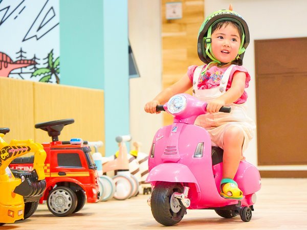 【キッズエリア】大人気の電動キッズバイクが乗り放題