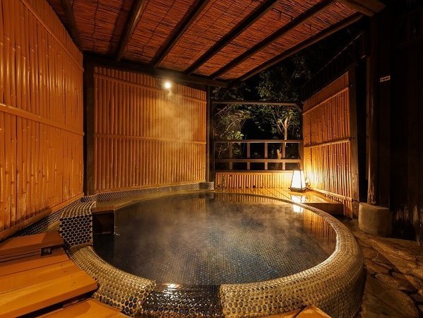 伊豆熱川温泉 六つの貸切風呂を湯めぐり ふたりの湯宿 湯花満開の写真その3