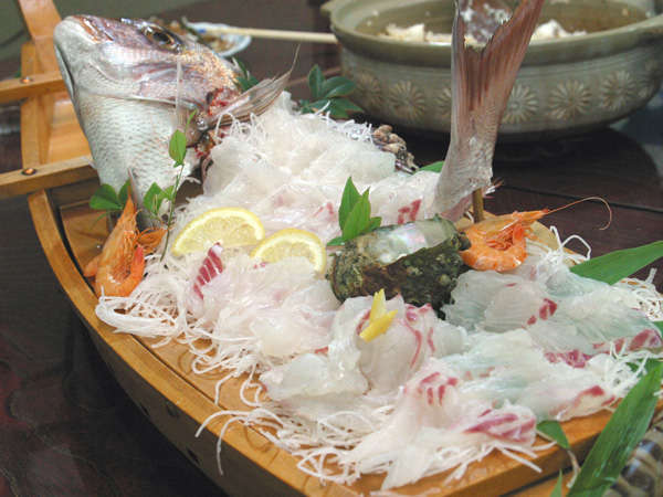 季節の地魚をリーズナブルに 篠島の漁師宿 民宿妙子の写真その3