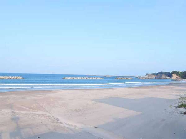 *勿来海水浴場/当館の目の前は海！