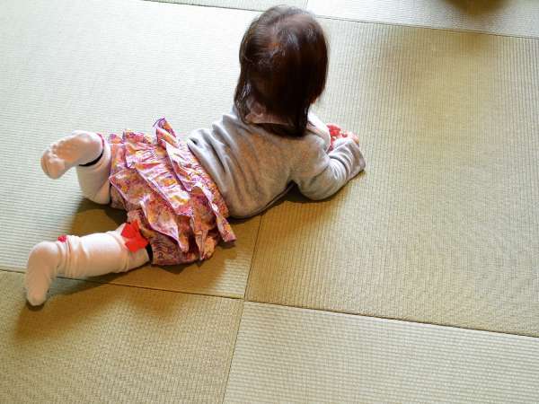 畳のお部屋でお子様もゆっくり過ごせる