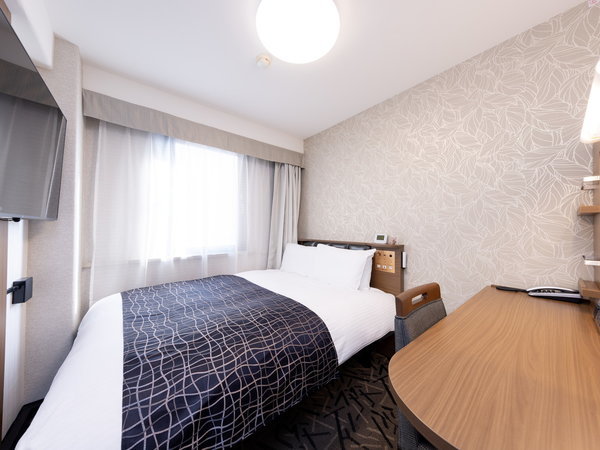 ダブルルーム（ベッド幅120cm）