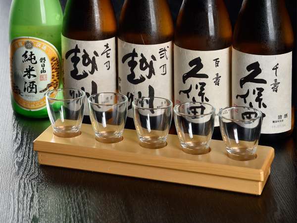 ・地元朝日酒造の「久保田 千寿」や「越州」など、おなじみの銘柄を各種取り揃えております