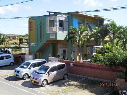 地球人の休憩所、駐車場も完備！