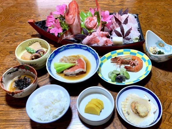 夕食例※時季等により内容が変わります