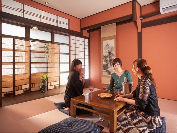 2階の和室でも、ゆったりお喋りができます。