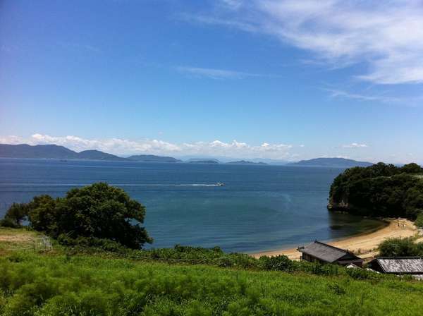 宿からの景色☆　海を見ながら畳でごろごろ