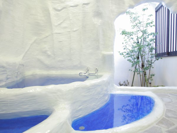 【パムッカレ】トルコの世界遺産を模した貸切風呂。幻想的でもあり楽しさいっぱい。源泉かけ流し