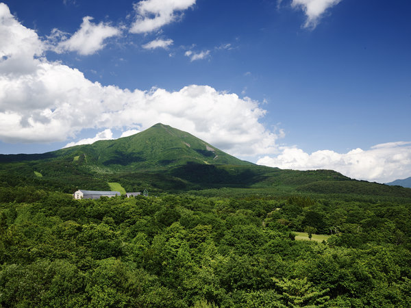 【外観・夏】磐梯山の麓で過ごす会津ステイ