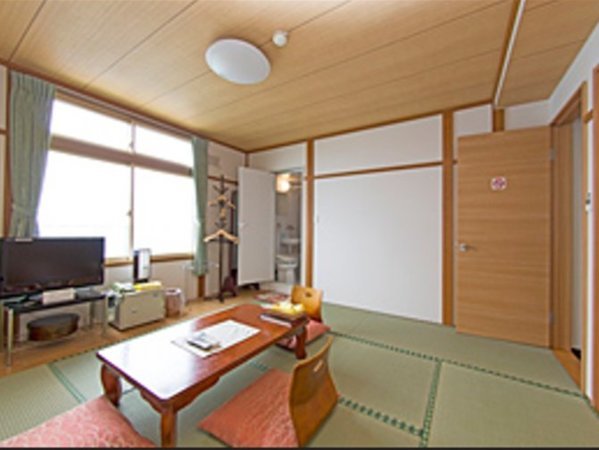 和室一例（写真は８畳のお部屋です。）※角部屋・海側などは選択不可