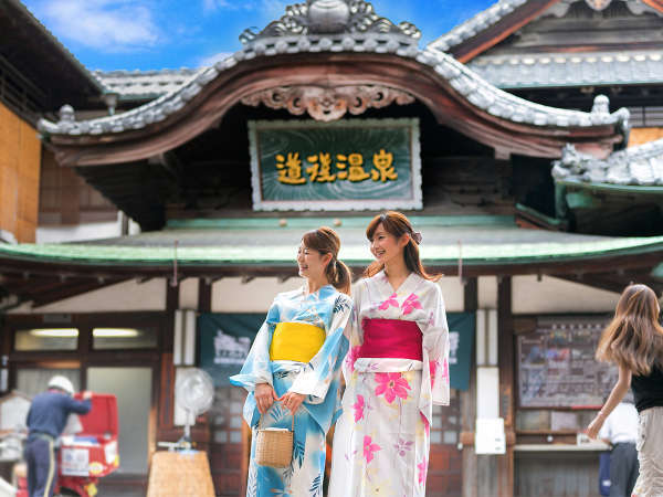 “日本最古”といわれている【道後温泉本館】―歴史と新しさを共に感じられる『愛媛の名所』―