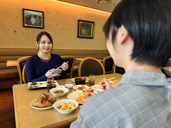 和洋揃った朝食をご堪能いただけます。