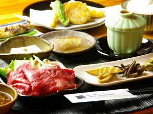 【夕食一例】熊野や和歌山の幸を使用した和風創作料理。旬のものを日替わりでお愉しみいただけます♪