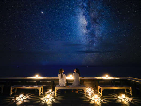 ビーチエリア：世界有数の星空に抱かれた星の島で、満天の星に癒される島時間をお楽しみください。
