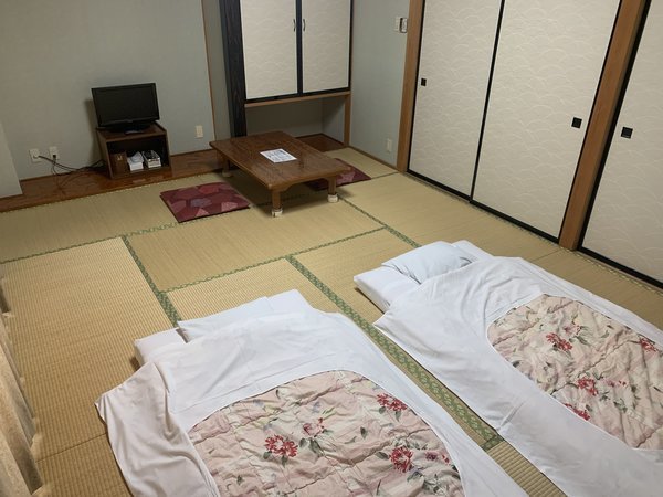 【新館和室】【10畳】【光速LAN】広いお部屋で快適にお過ごし頂けます。ご家族・ご友人とのお出かけに。