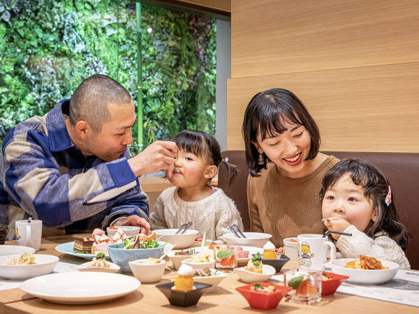 せっかくの楽しい旅行、今日は好きなものだけ食べちゃおう♪種類豊富なメニューで、どんな方でも安心です。