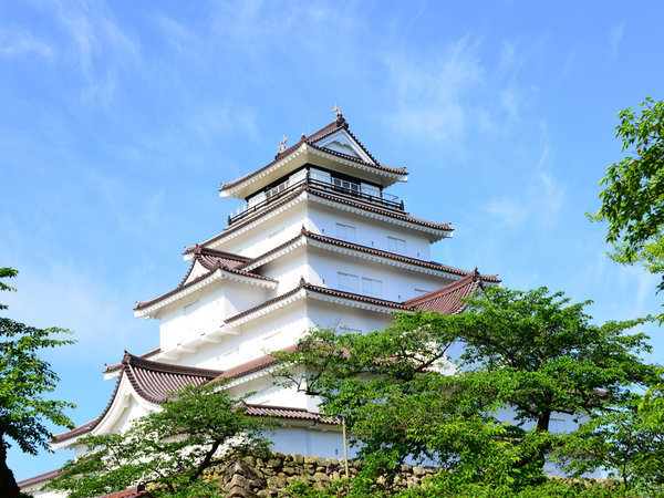 会津のシンボルとして市民はもとより観光に欠かせないスポットとして知られています。