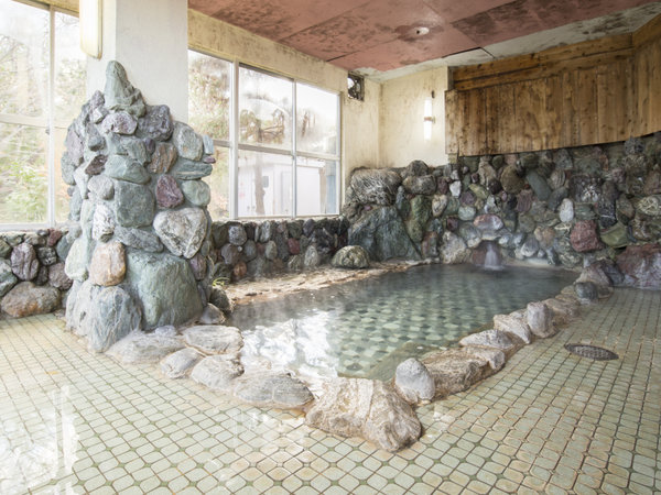 八塩温泉　鬼石観光ホテルのプラン「《　チェックイン20：00までOK◎　》お食事なし！温泉大浴場24時間入浴OK【　素泊まり　】」