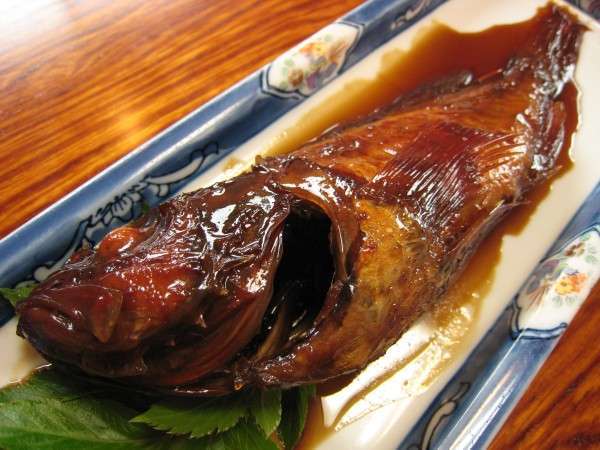 【煮魚一例】この照り具合が食欲をそそるでしょ！？焼き魚の場合もあります