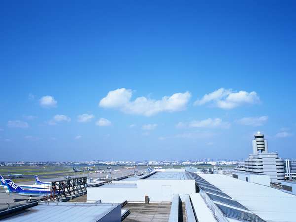 京急蒲田駅-(京浜急行空港線)-羽田空港国内線ターミナル駅=急行11分