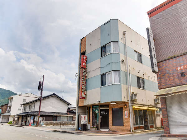 ≪外観≫駅から徒歩3分☆人気の“竹田城跡”まで車で約15分！