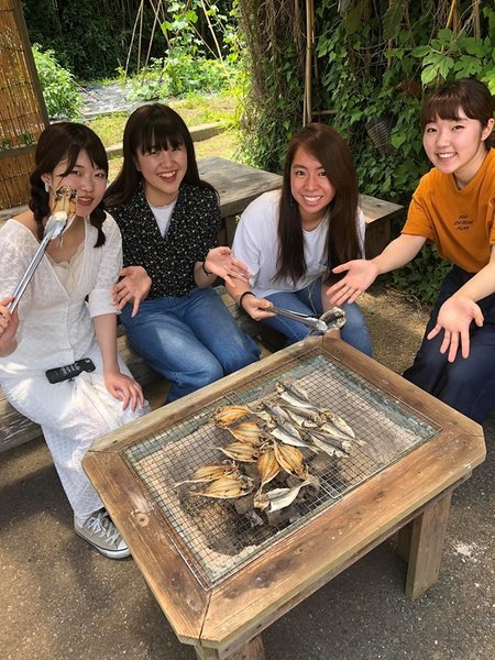 屋根付きBBQグリル、火熾しサポート付き