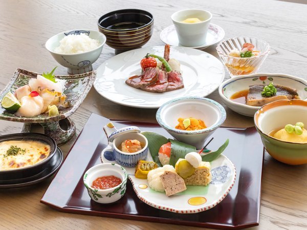*ご夕食(仕入や海の状況により、変更になる場合がございます)