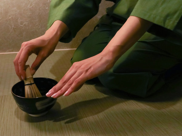 ・【お抹茶体験】松江の茶の湯文化を取り入れた「サウナ×美容×茶道」がコンセプトです