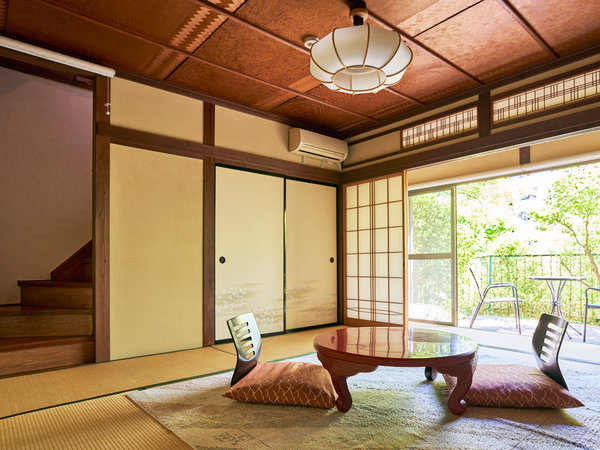 山ざくら 寝室は二階にございます。